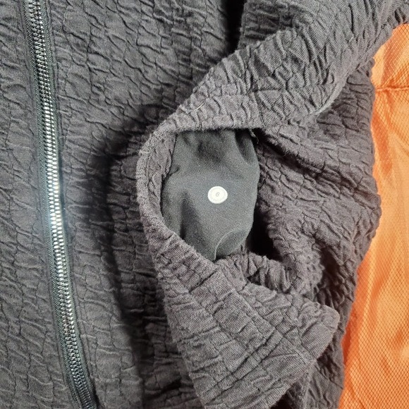 Lululemon Rippled Textured Full Zip Jacket Autumn Black‎ Size 6 MSRP: $149 EUC - Picture 9 of 16